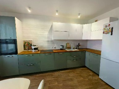 Сдается 3-комн. квартира, 105 м²