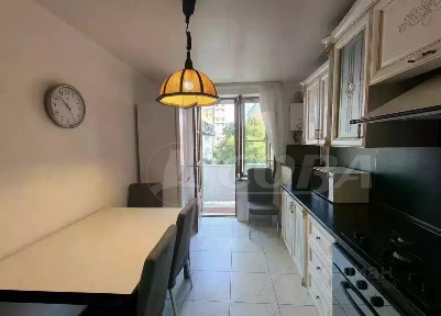 Продается 3-комн. квартира, 72 м²