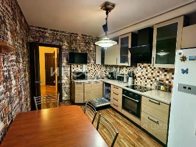 Продается 2-комн. квартира, 54 м²