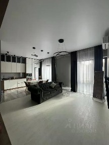 Продается 2-комн. квартира, 70,6 м²