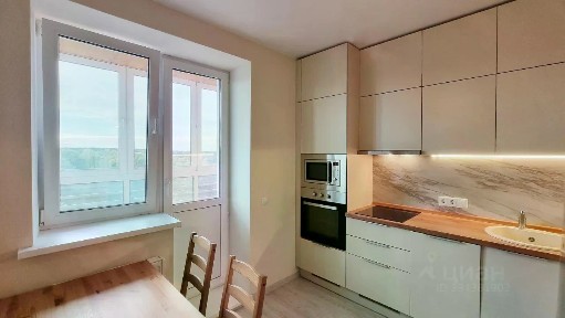Продается 2-комн. квартира, 58,5 м²