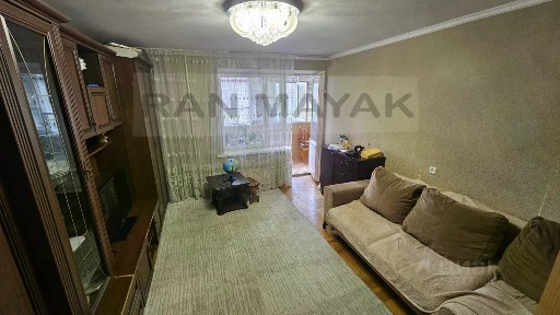 Продается 4-комн. квартира, 81,9 м²
