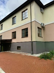 Продается 2-этажный дом, 500 м²