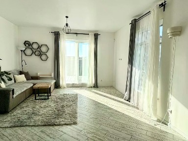 Сдается 2-этажный дом, 150 м²