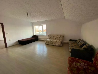 Сдается 2-этажный дом, 180 м²