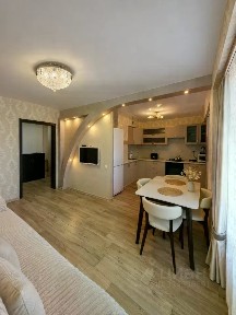Продается 2-комн. квартира, 54 м²