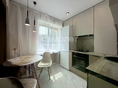 Продается 2-комн. квартира, 42,4 м²