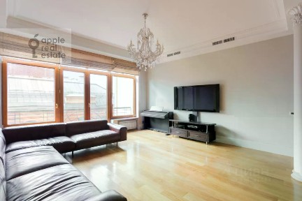Сдается 4-комн. квартира, 150 м²