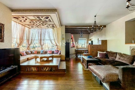 Сдается 4-комн. квартира, 253 м²