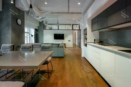Сдаются 2-комн. апартаменты, 102 м²