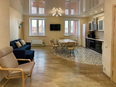 Сдается 4-комн. квартира, 105 м²