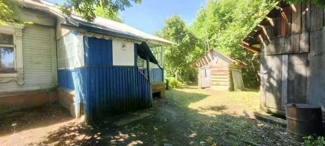 Продается 1/2 часть 1-этажного дома, 90 м²
