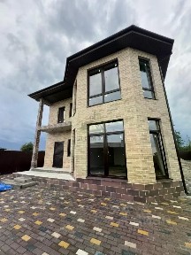 Продается 2-этажный дом, 185 м²