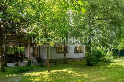 Продается 2-этажный дом, 250 м²