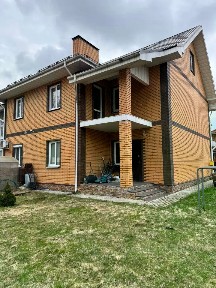 Продается 3-этажный таунхаус, 212 м²