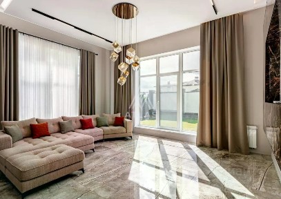 Продается 2-этажный дом, 550 м²