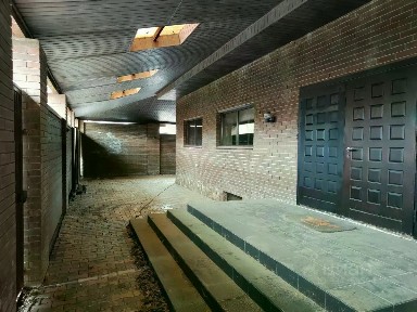 Продается 3-этажный дом, 325,7 м²