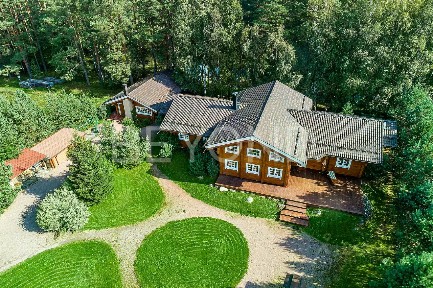 Продается 2-этажный дом, 246 м²
