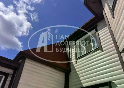 Продается 3-этажный дом, 442 м²