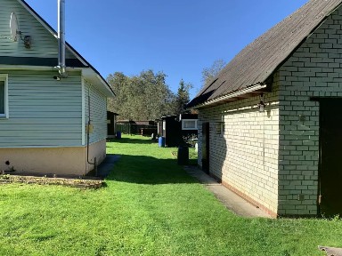 Продается 2-этажный дом, 745 м²
