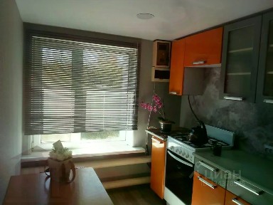 Продается 2-этажный дом, 180 м²