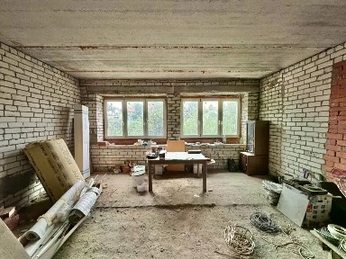Продается 4-комн. квартира, 300 м²