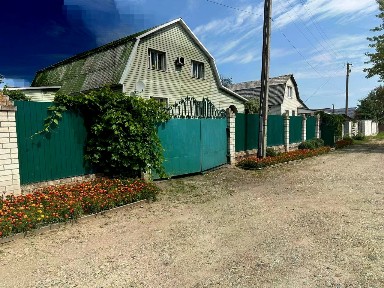 Продается 2-этажный дом, 289,5 м²