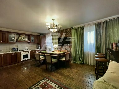 Продается 2-комн. квартира, 67,1 м²