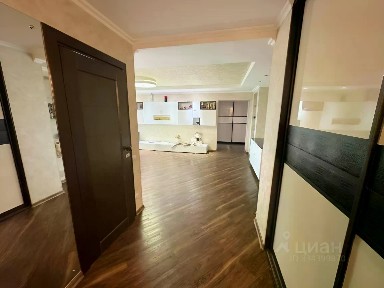 Продается 3-комн. квартира, 117,6 м²