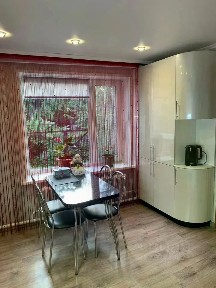 Продается 3-комн. квартира, 82 м²