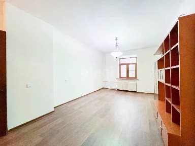 Продается 3-комн. квартира, 90,5 м²