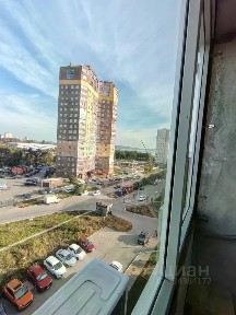 Продается 1-комн. квартира, 42 м²