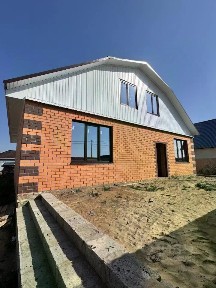 Продается 2-этажный дом, 180 м²