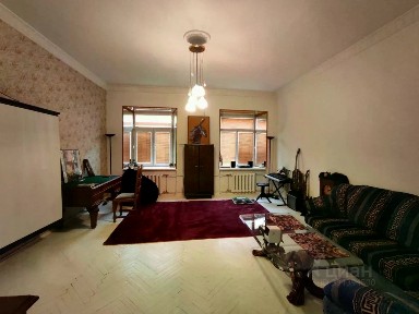 Продается 2-комн. квартира, 65 м²