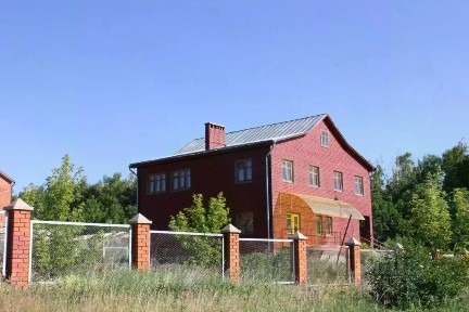 Продается 3-этажный дом, 320 м²
