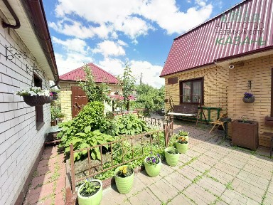 Продается 2-этажный дом, 136 м²