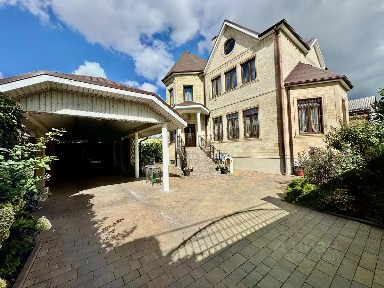 Продается 3-этажный дом, 267 м²