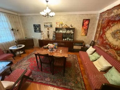Продается 2-комн. квартира, 50 м²