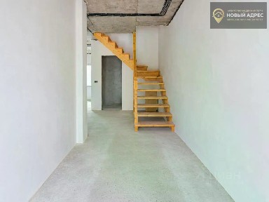 Продается 3-этажный таунхаус, 150 м²