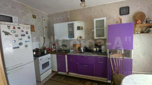 Продается 2-этажный дом, 293 м²