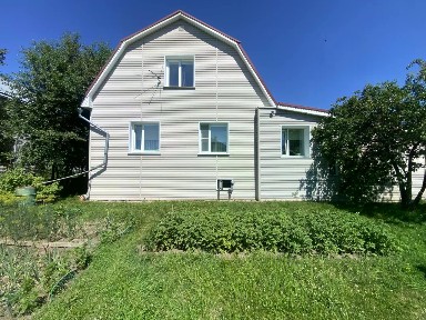 Продается 2-этажный дом, 193 м²