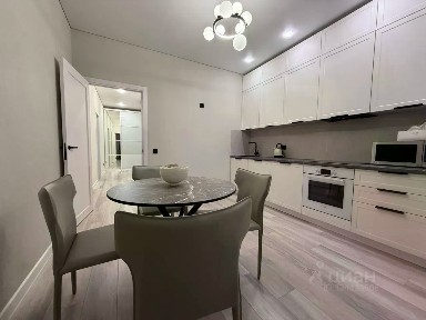 Продается 2-комн. квартира, 70 м²