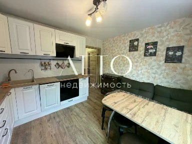 Продается 2-комн. квартира, 59,9 м²