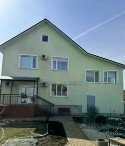 Продается 2-этажный дом, 280 м²