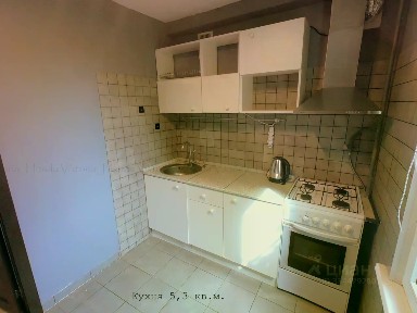 Продается 4-комн. квартира, 48,3 м²
