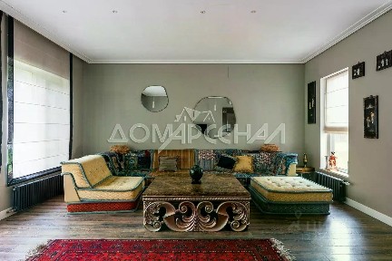 Продается 2-этажный дом, 431,8 м²