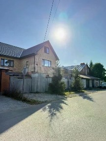 Продается 3-этажный дом, 270,4 м²