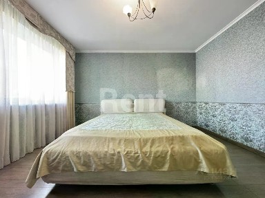 Сдается 4-комн. квартира, 103 м²