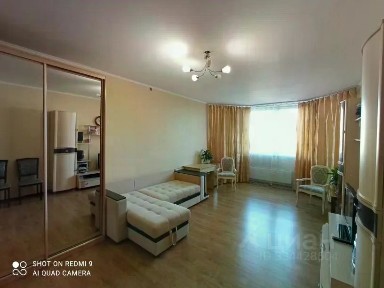Продается 2-комн. квартира, 81 м²