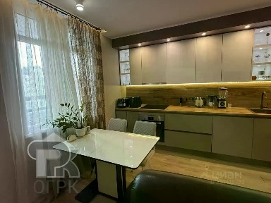 Продается 2-комн. квартира, 56,6 м²
